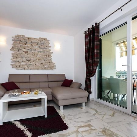 Apartments Adria Malinska Zewnętrze zdjęcie