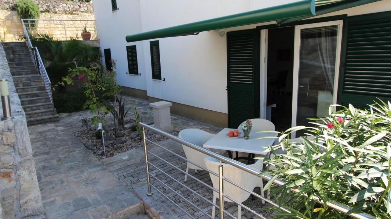 Apartments Adria Malinska Zewnętrze zdjęcie