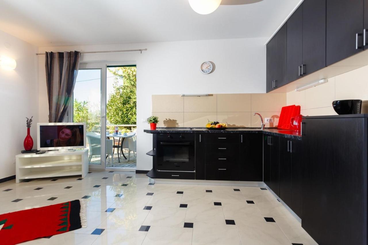 Apartments Adria Malinska Zewnętrze zdjęcie