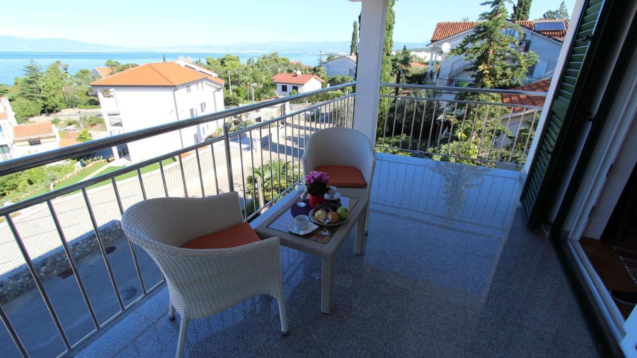 Apartments Adria Malinska Zewnętrze zdjęcie