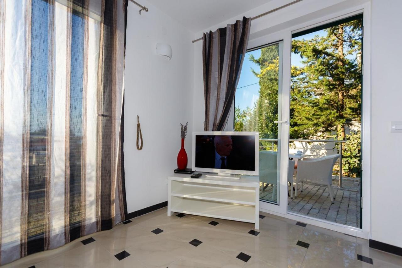 Apartments Adria Malinska Zewnętrze zdjęcie
