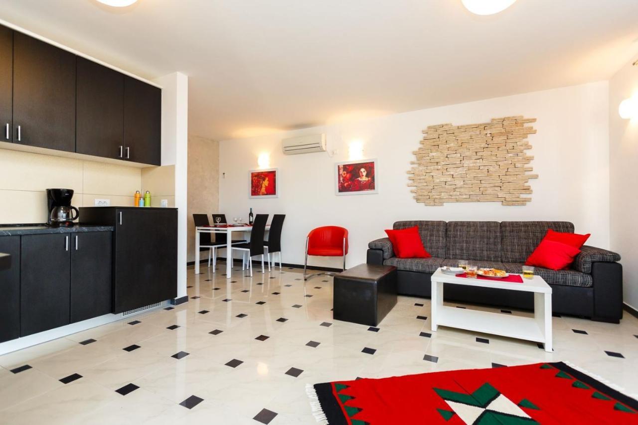 Apartments Adria Malinska Zewnętrze zdjęcie