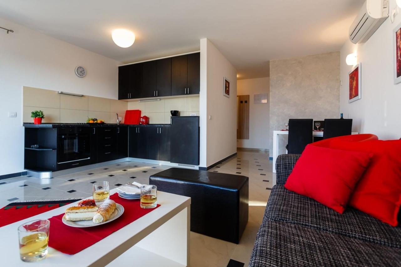 Apartments Adria Malinska Zewnętrze zdjęcie