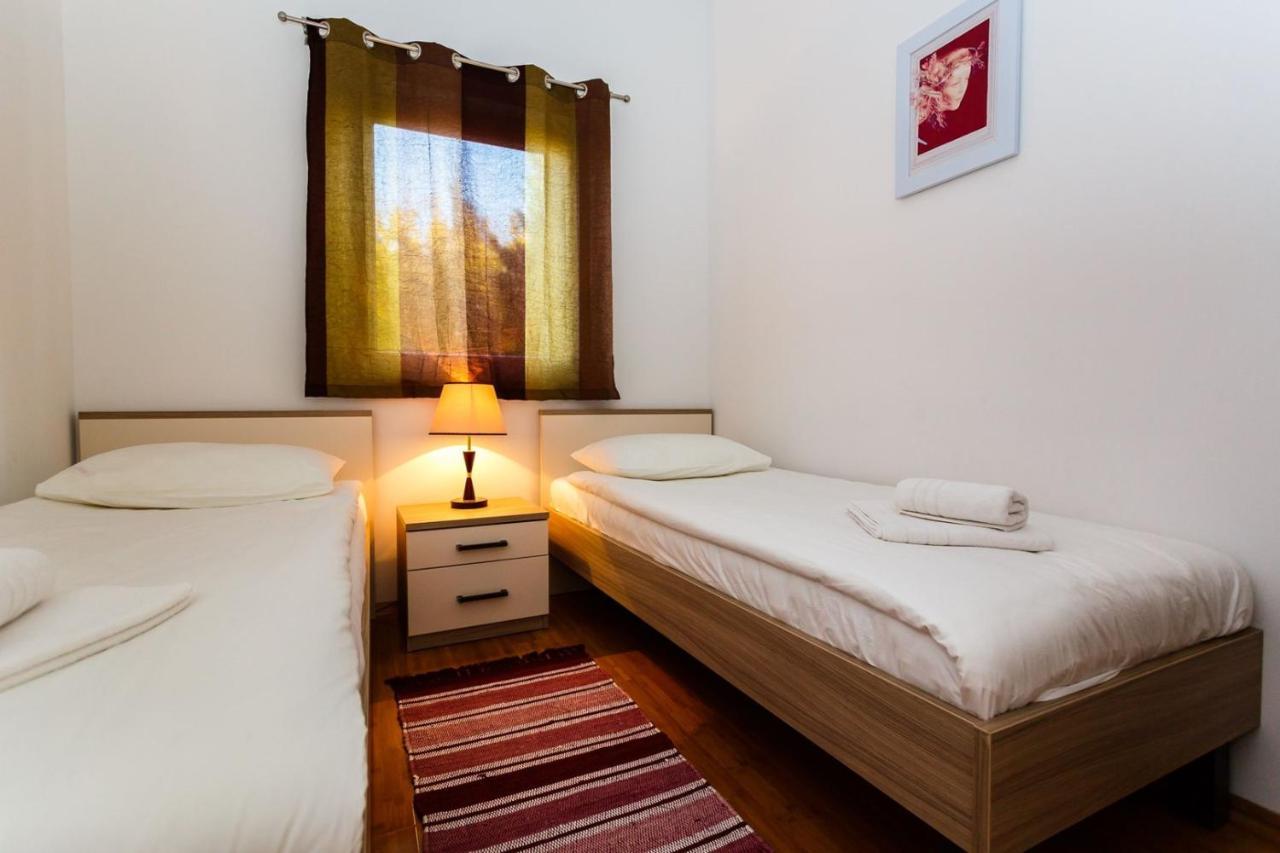 Apartments Adria Malinska Zewnętrze zdjęcie
